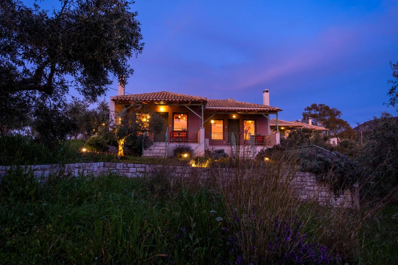 Chamaloni Cottages Финикунда Экстерьер фото