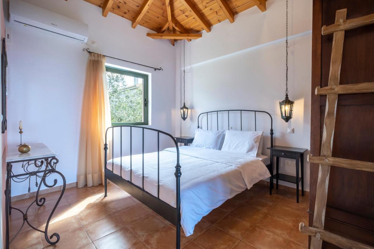 Chamaloni Cottages Финикунда Экстерьер фото